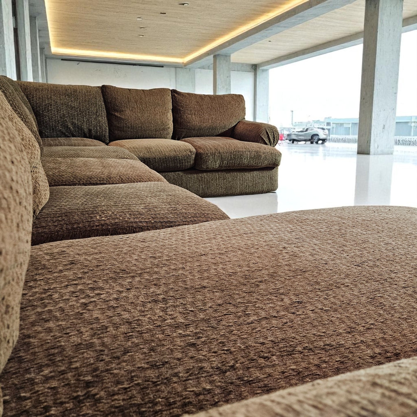 Huge 8 Seater Sectional